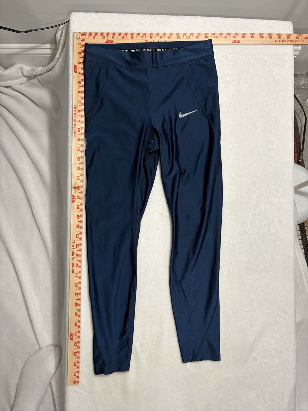 Nike Navy Blue Women’s Dri-Fit Performance Leggings with Swoosh